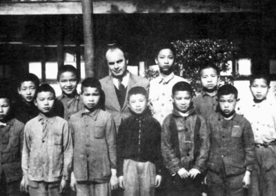 Ferdinand Adler mit seiner Schulklasse, Changzhou 1947